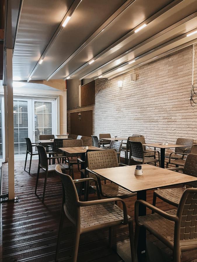 Amansar Boutique Hotel Tirana Exterior foto